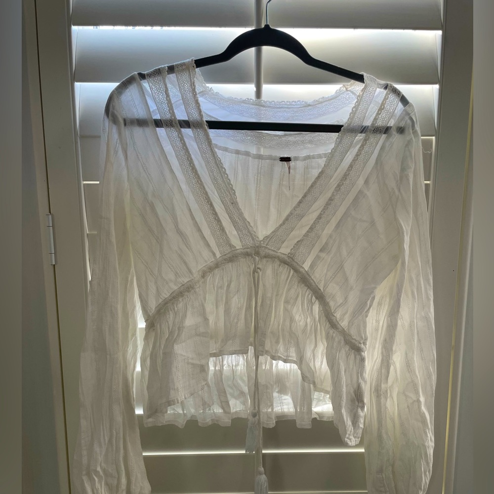 Cute Free People boho shirt!